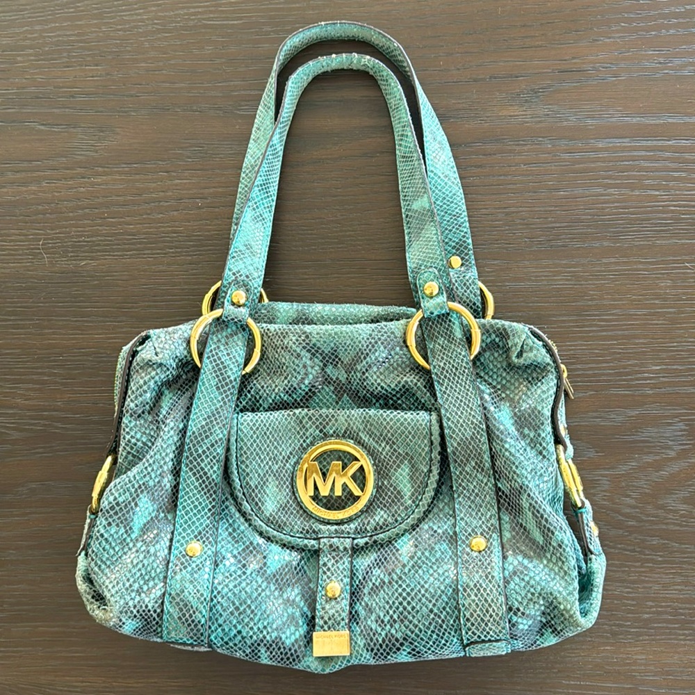 Michael Kors Handbag 👜 💚